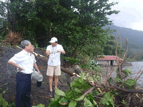 屏東地檢署檢察官主動勘查災區堤防、橋樑受損情形照片